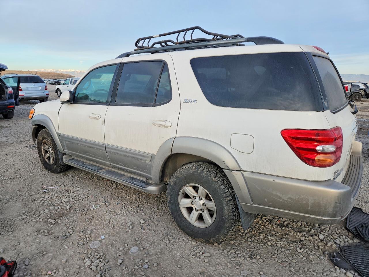 2004 TOYOTA Sequoia