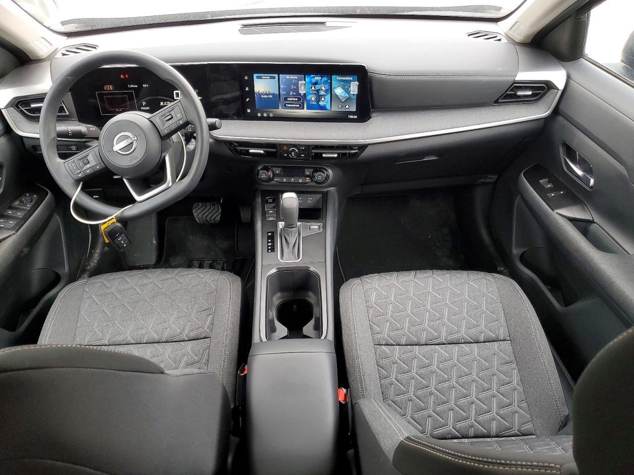 2026 NISSAN KICKS