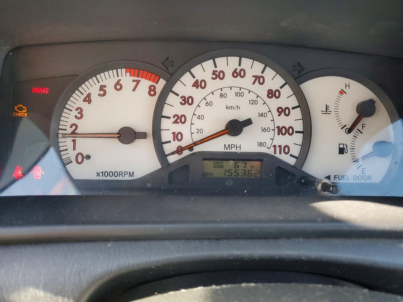 2004 TOYOTA COROLLA