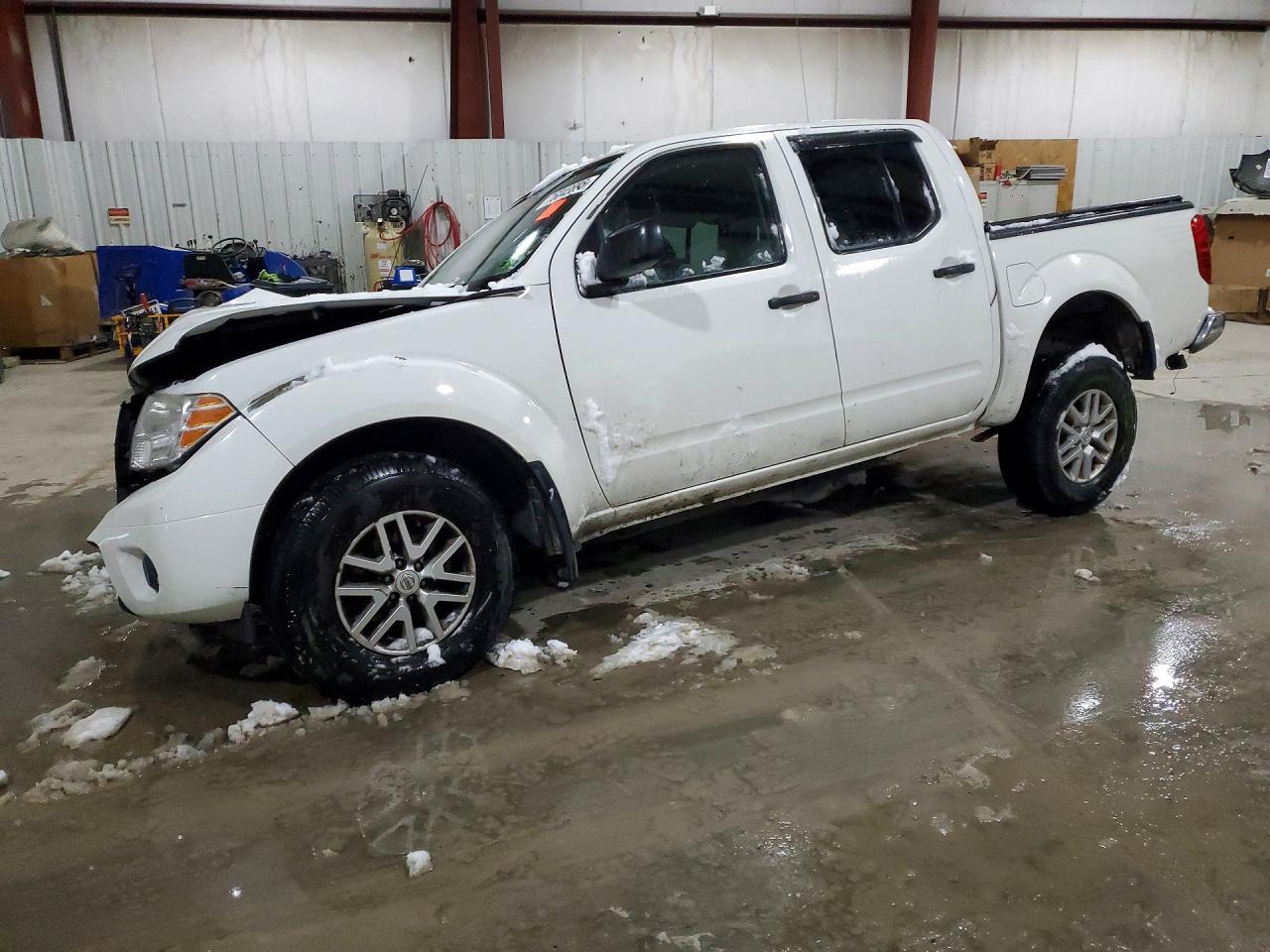 2017 NISSAN Frontier
