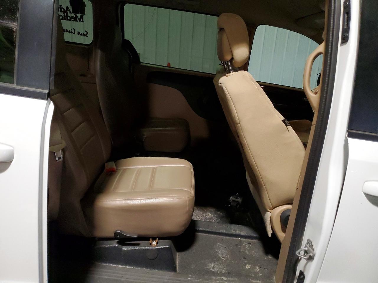 2016 DODGE GRAND CARAVAN
