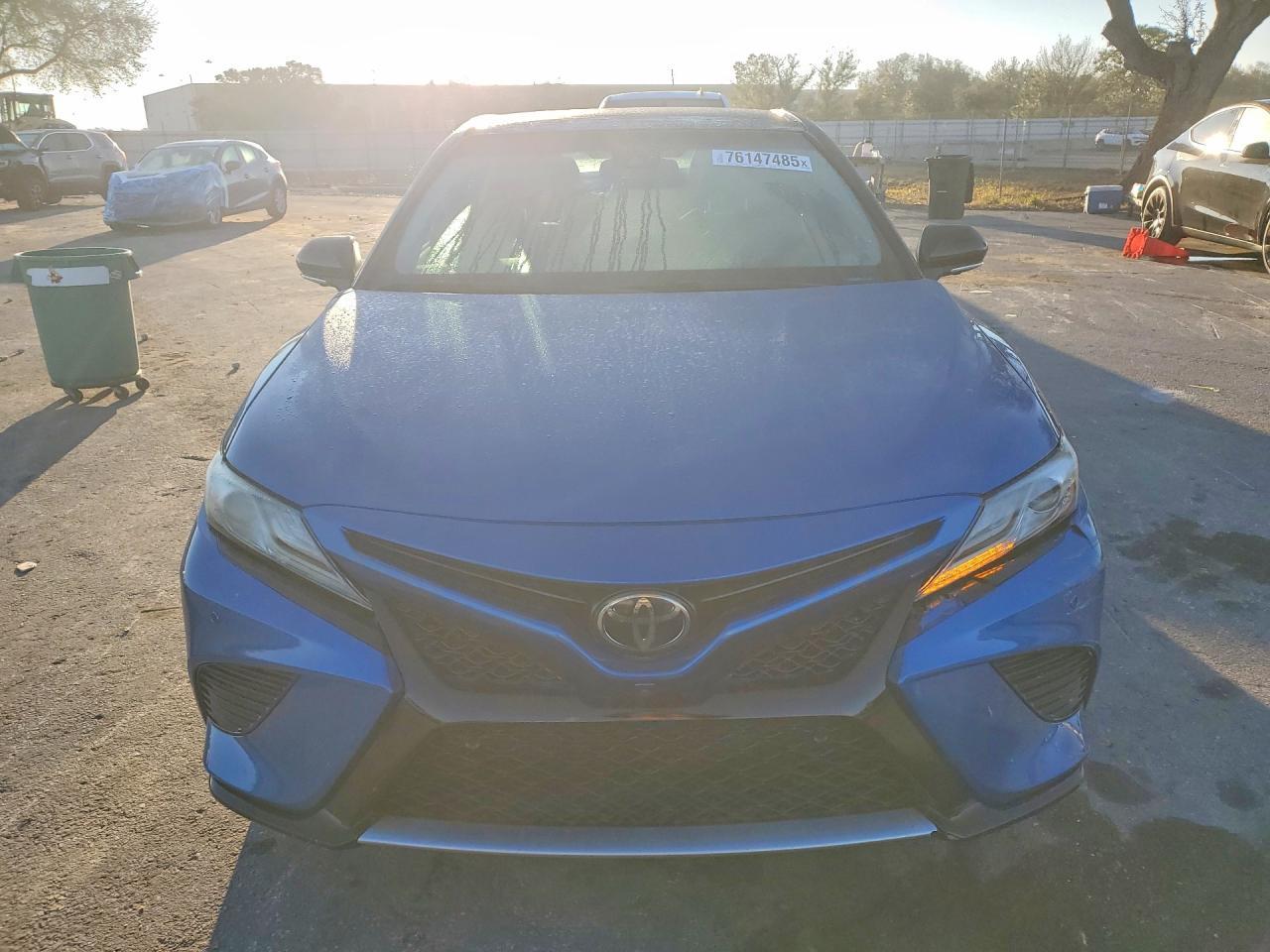 2018 TOYOTA CAMRY