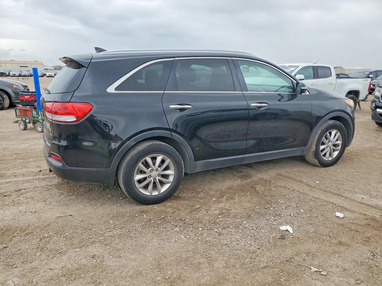 2016 KIA SORENTO