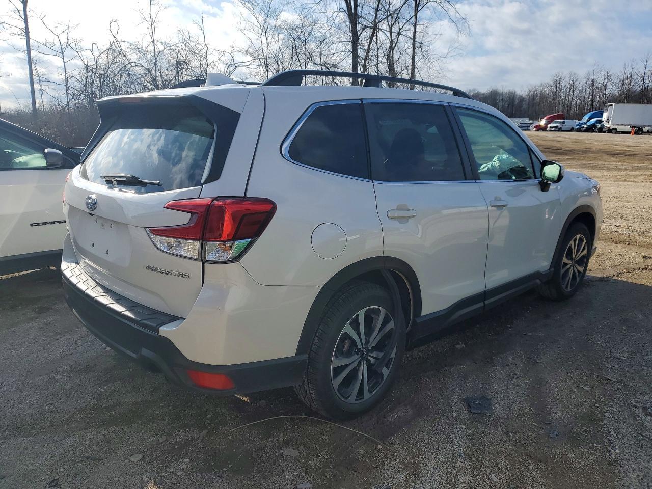 2020 SUBARU FORESTER