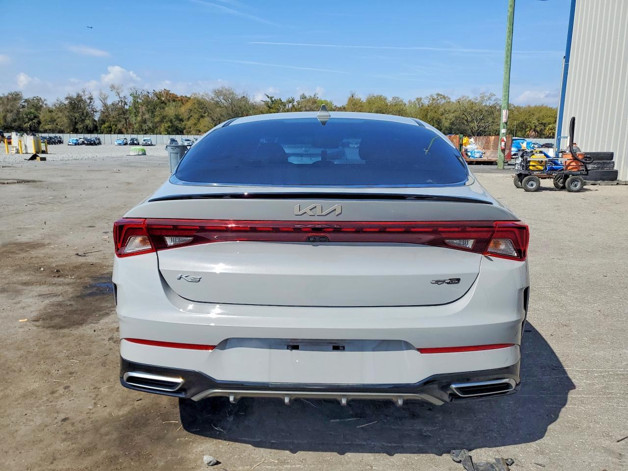 2022 KIA K5