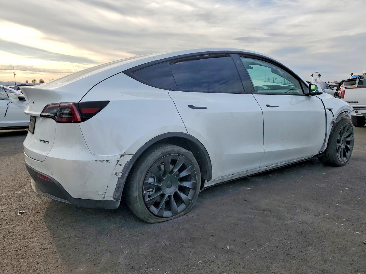 2022 TESLA MODEL Y