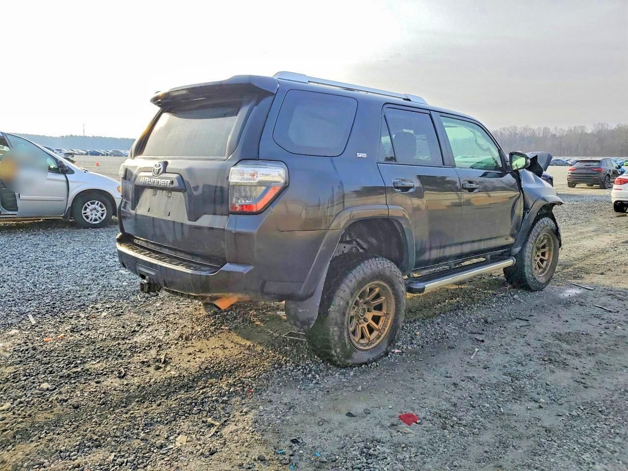 2016 TOYOTA 4Runner