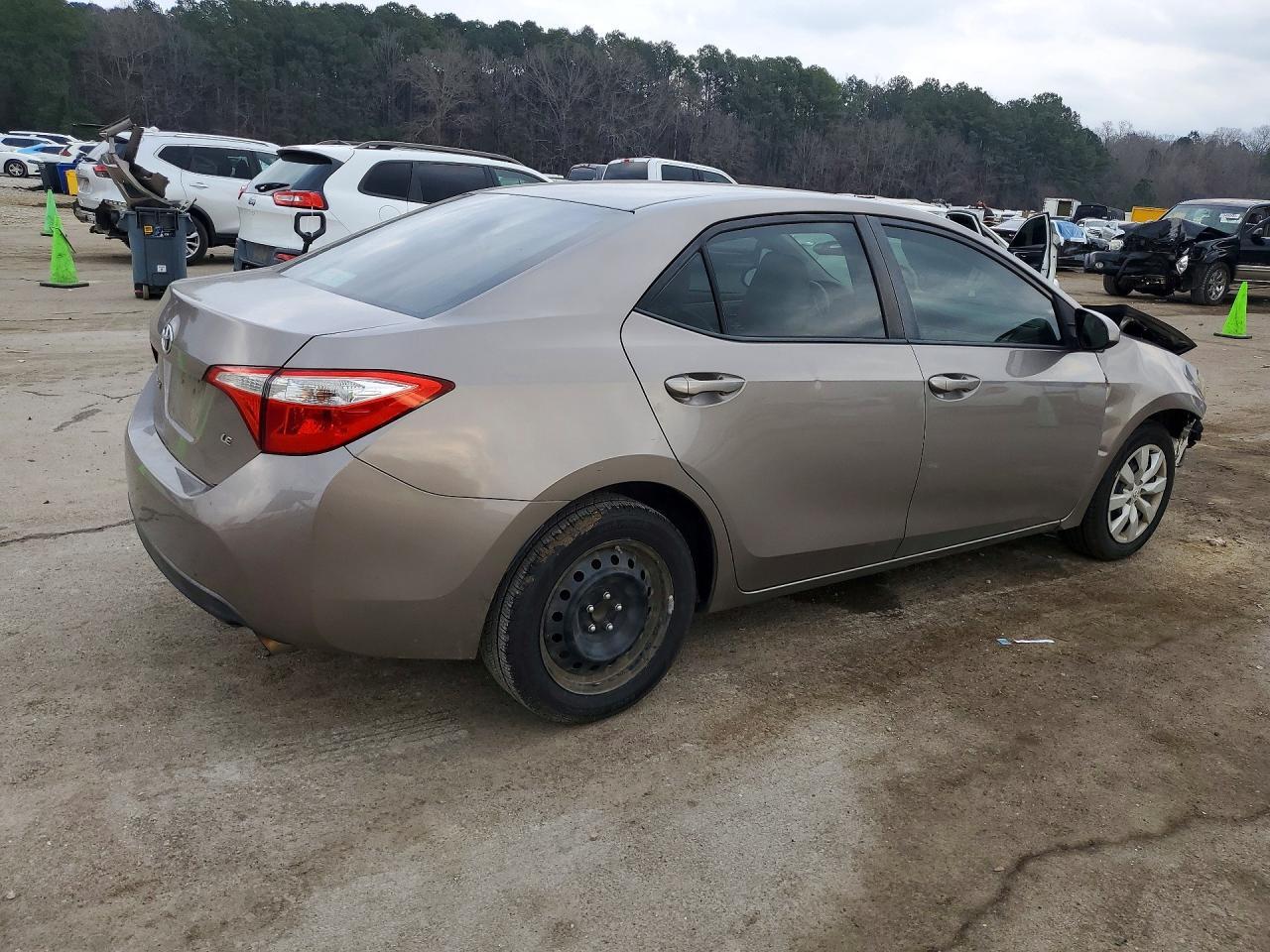 2015 TOYOTA COROLLA