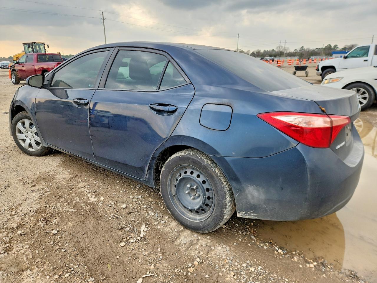2019 TOYOTA COROLLA