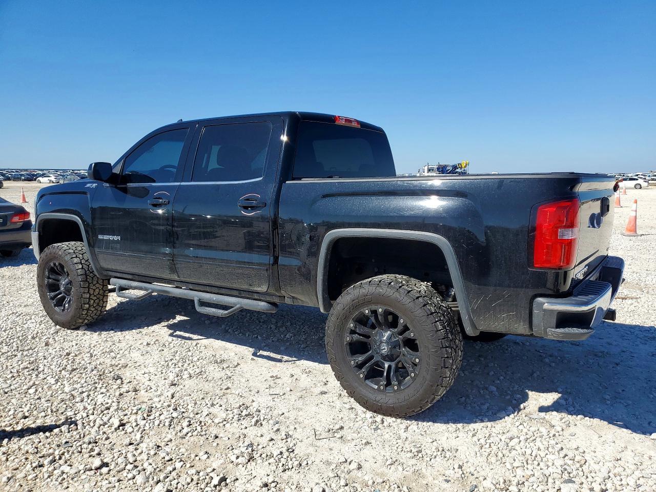 2016 GMC Sierra