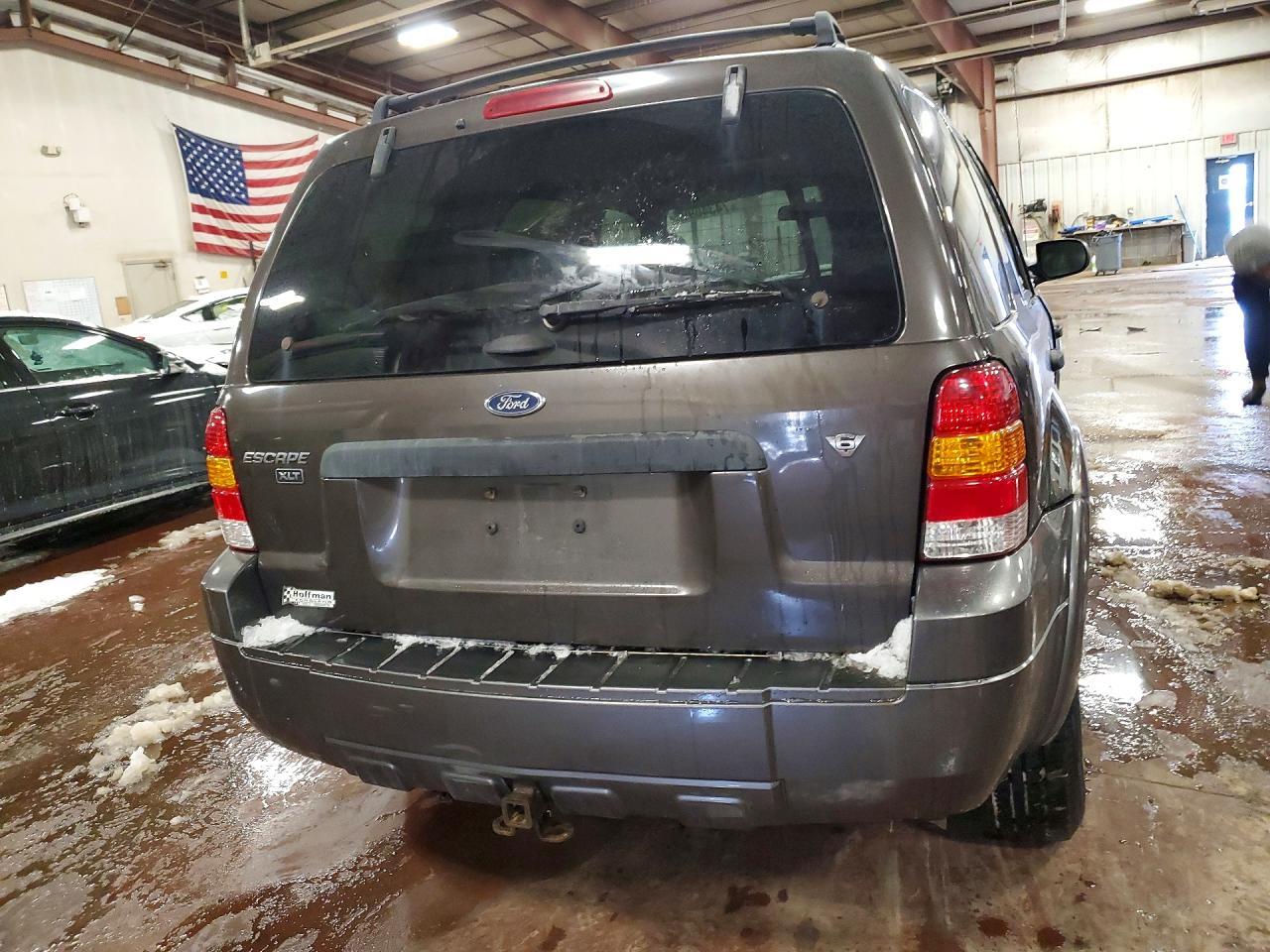 2006 FORD ESCAPE