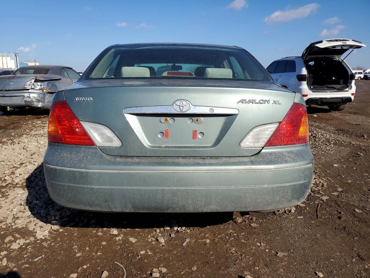 2000 TOYOTA Avalon