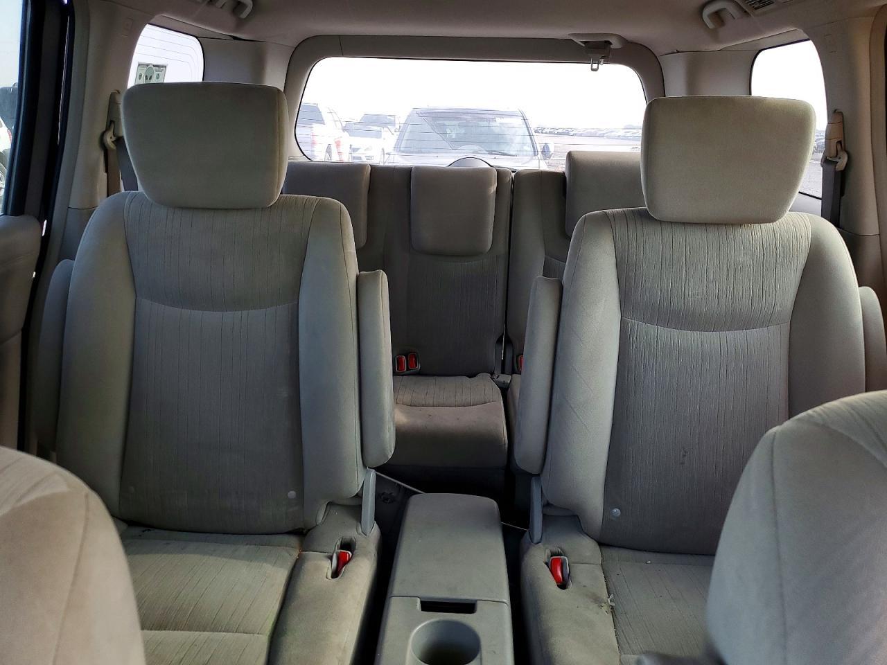 2015 NISSAN Quest