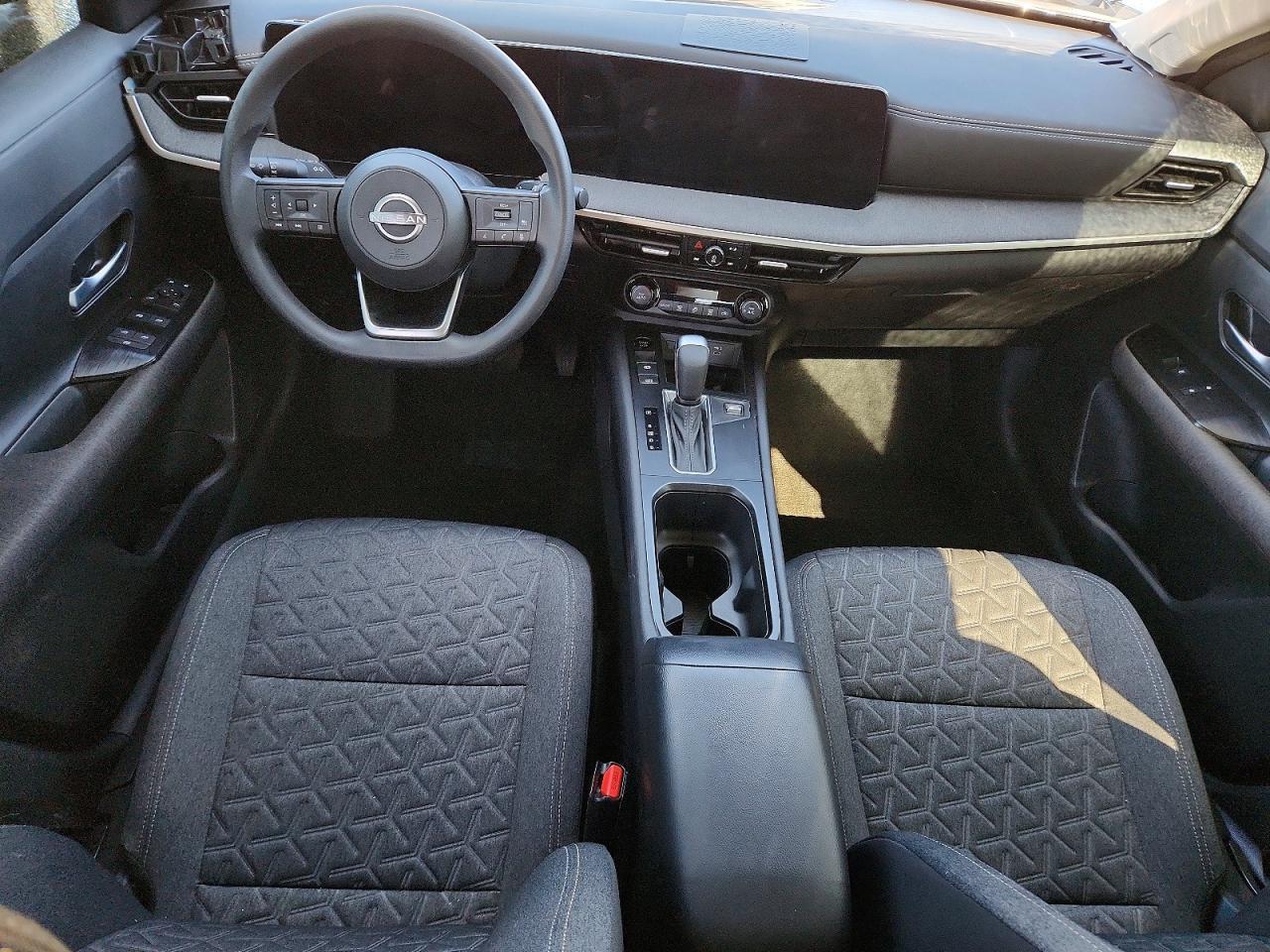 2026 NISSAN KICKS