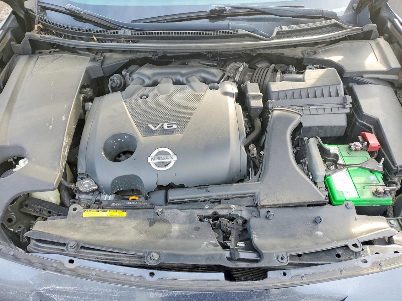 2010 NISSAN Maxima