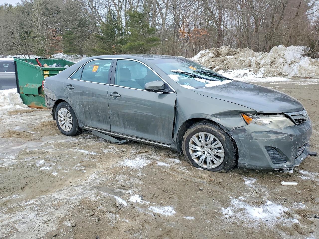 2013 TOYOTA CAMRY