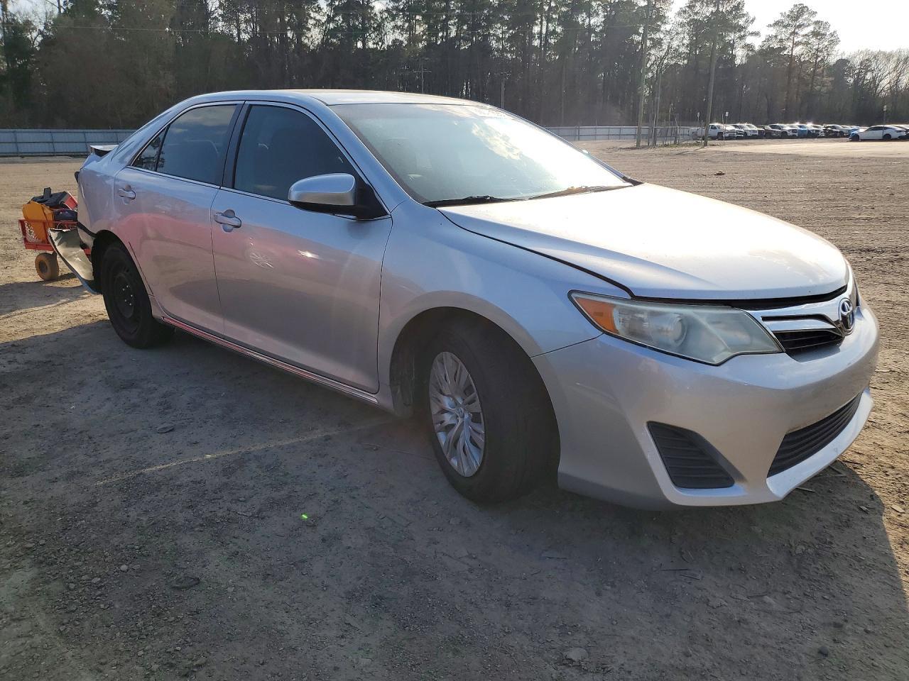 2013 TOYOTA CAMRY