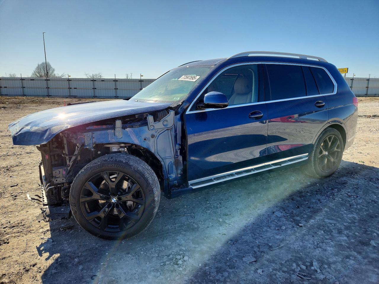2021 BMW X7