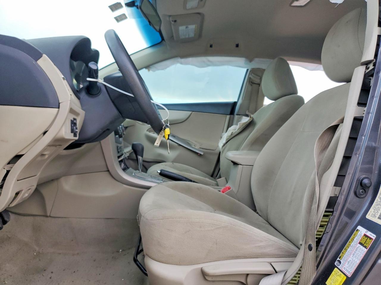 2013 TOYOTA COROLLA