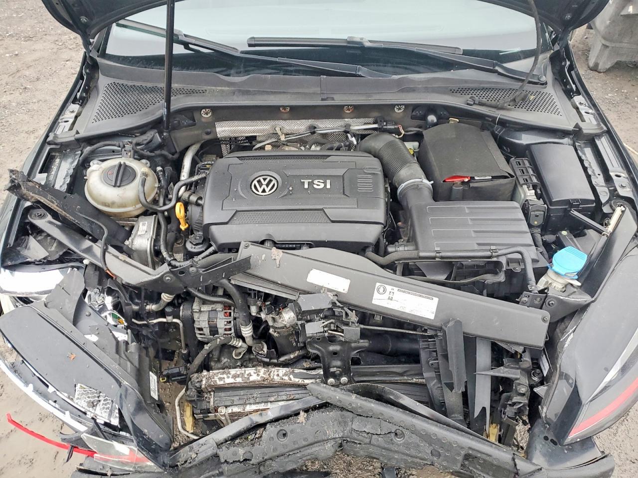 2015 VOLKSWAGEN GTI