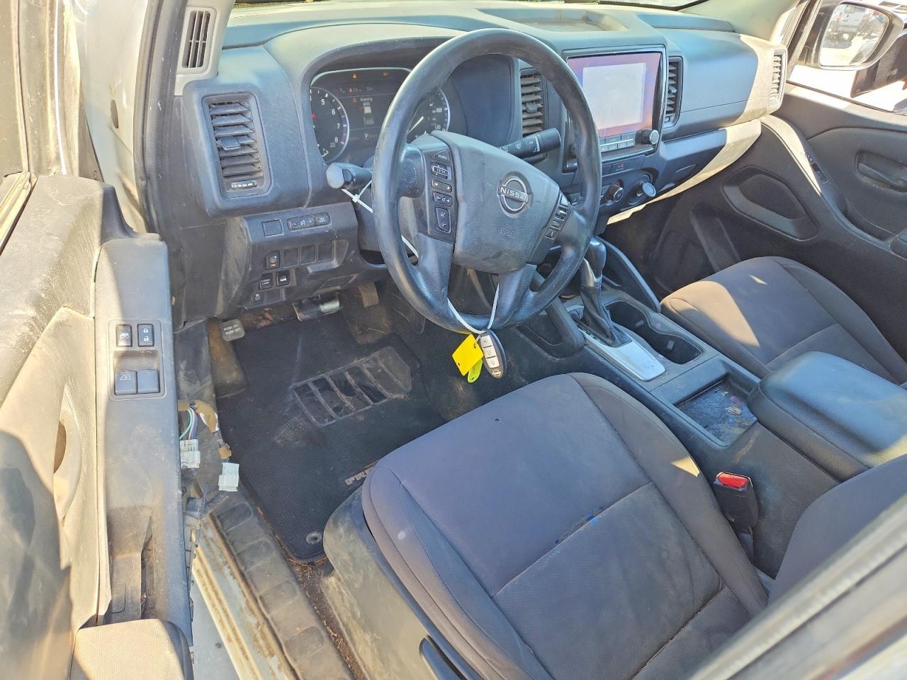 2022 NISSAN Frontier