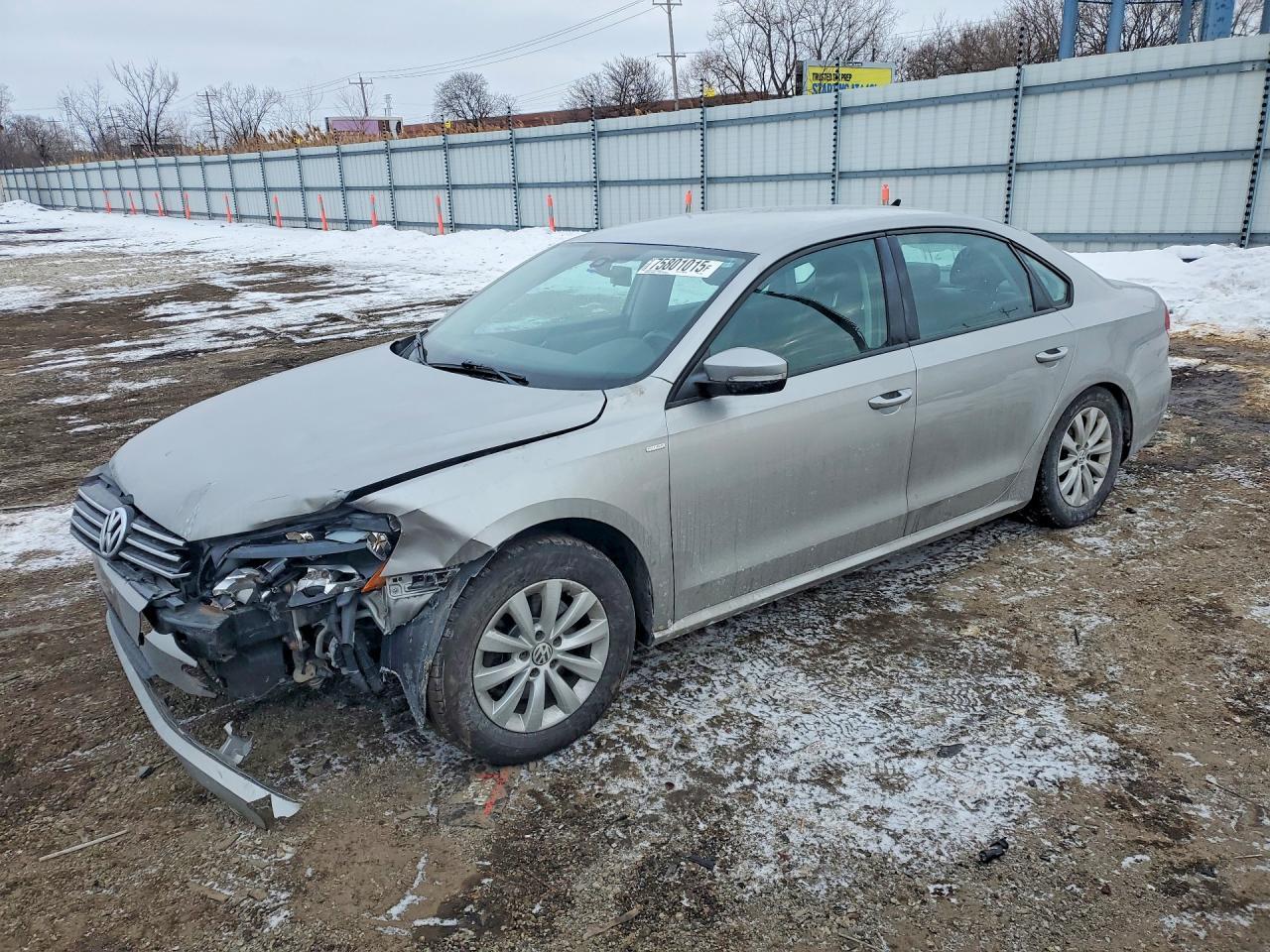 2014 VOLKSWAGEN Passat