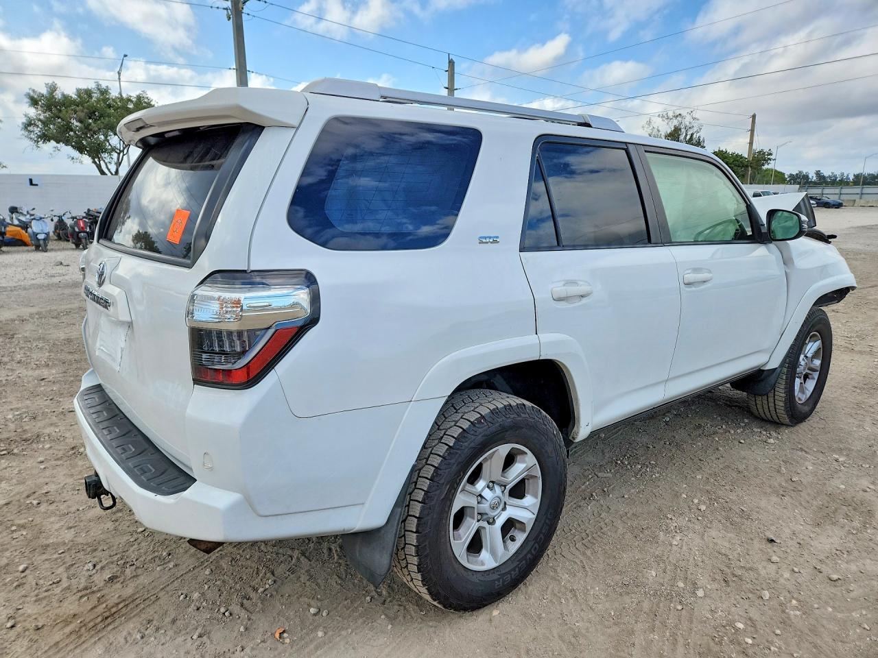 2016 TOYOTA 4Runner