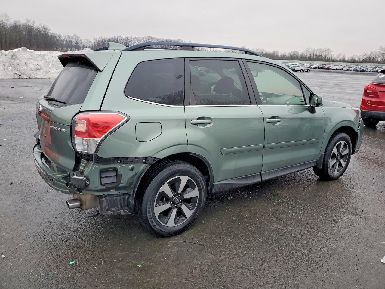 2018 SUBARU FORESTER