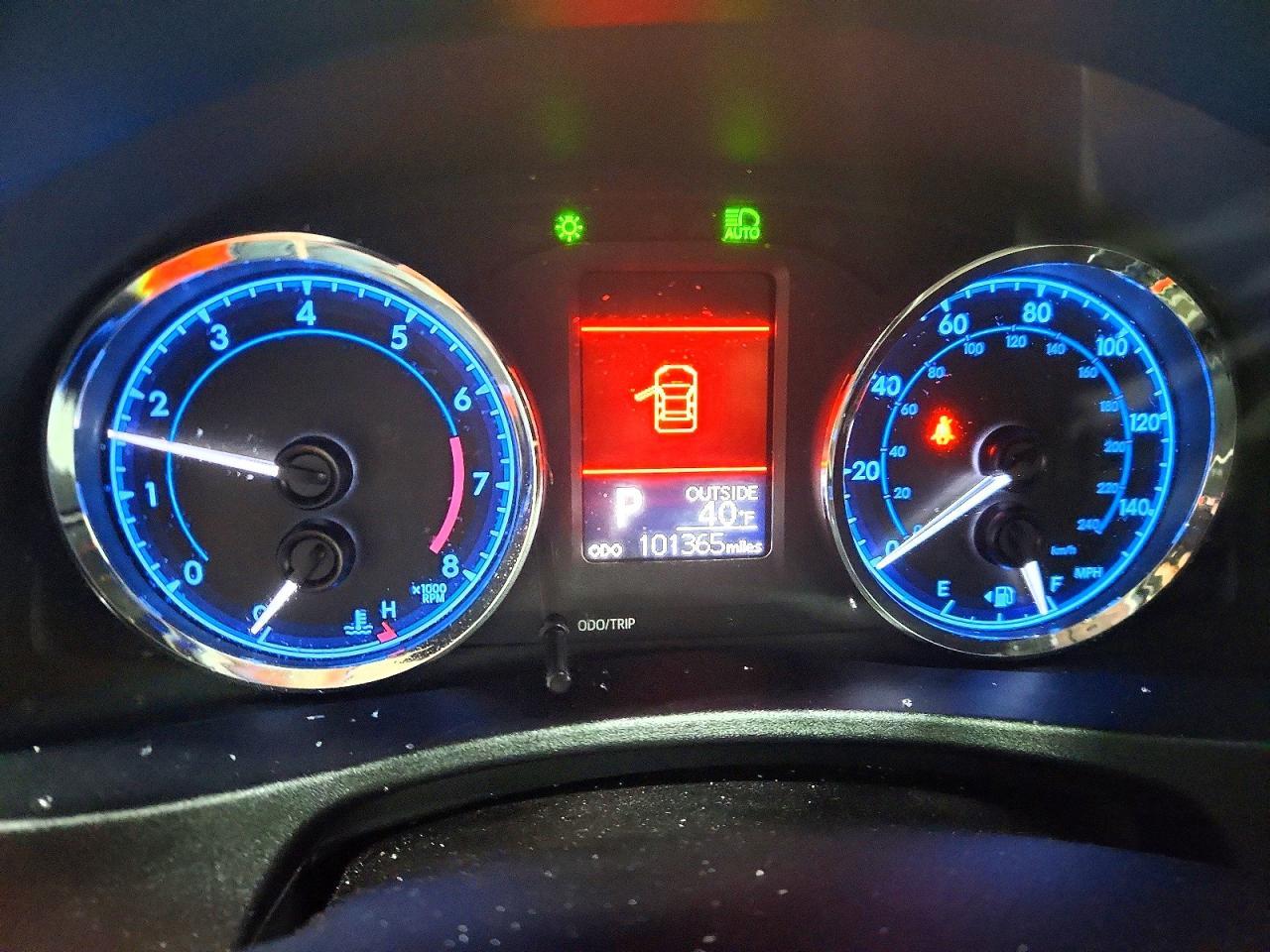 2018 TOYOTA COROLLA