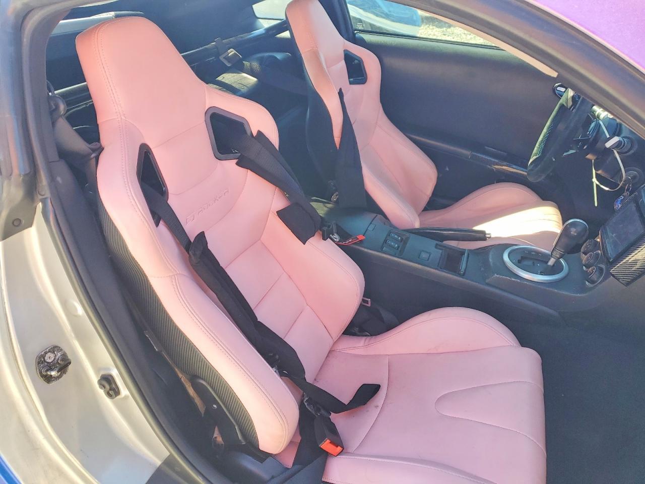 2004 NISSAN Z