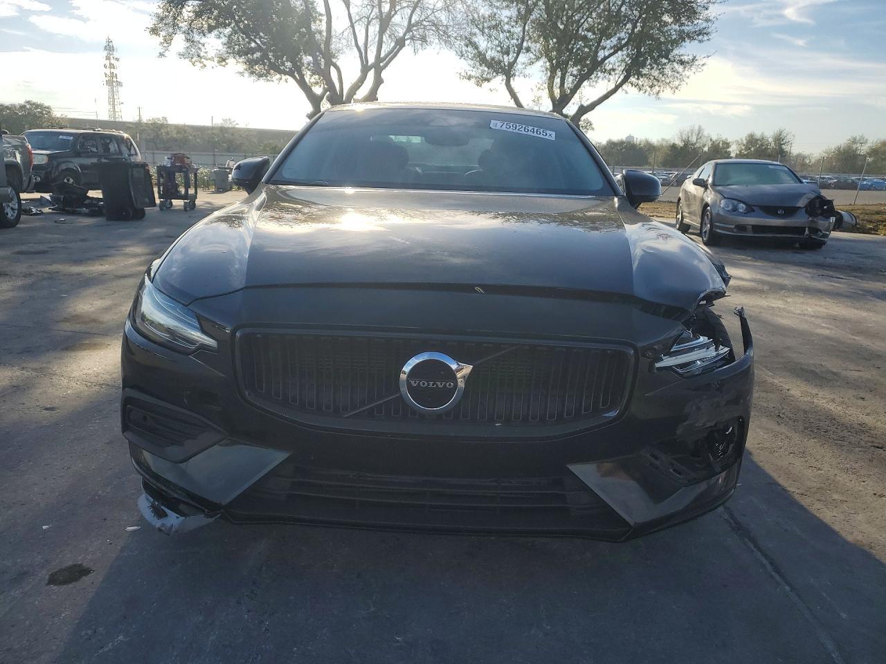 2020 VOLVO S60