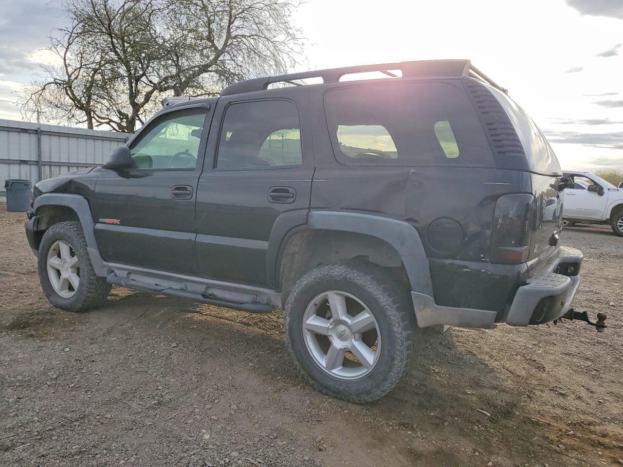 2004 CHEVROLET Tahoe