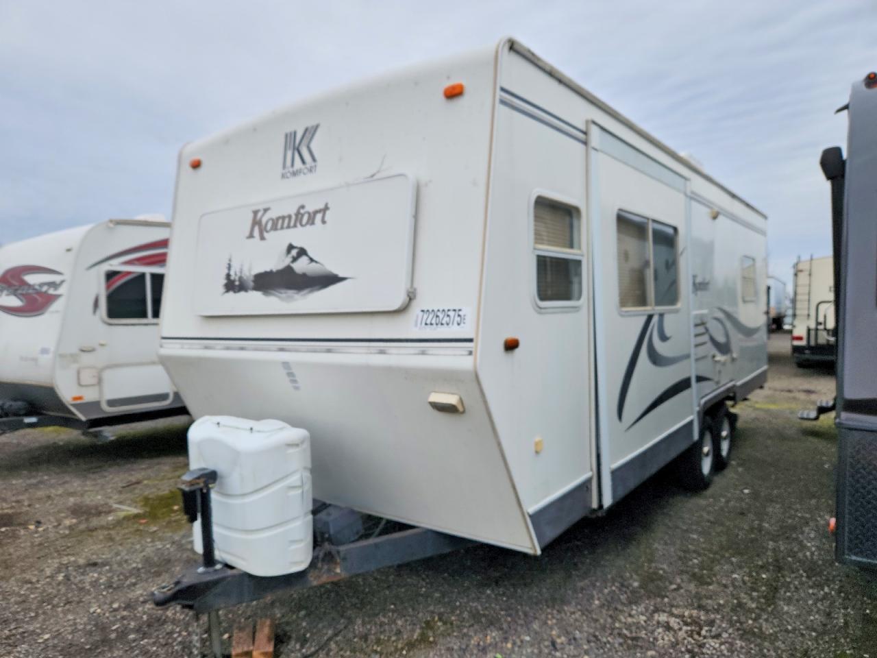 2006 KOMFORT Trailer