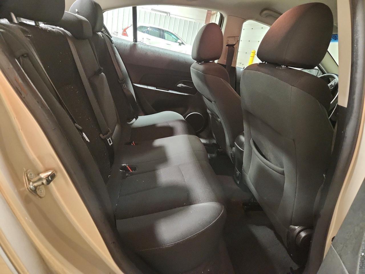 2011 CHEVROLET CRUZE