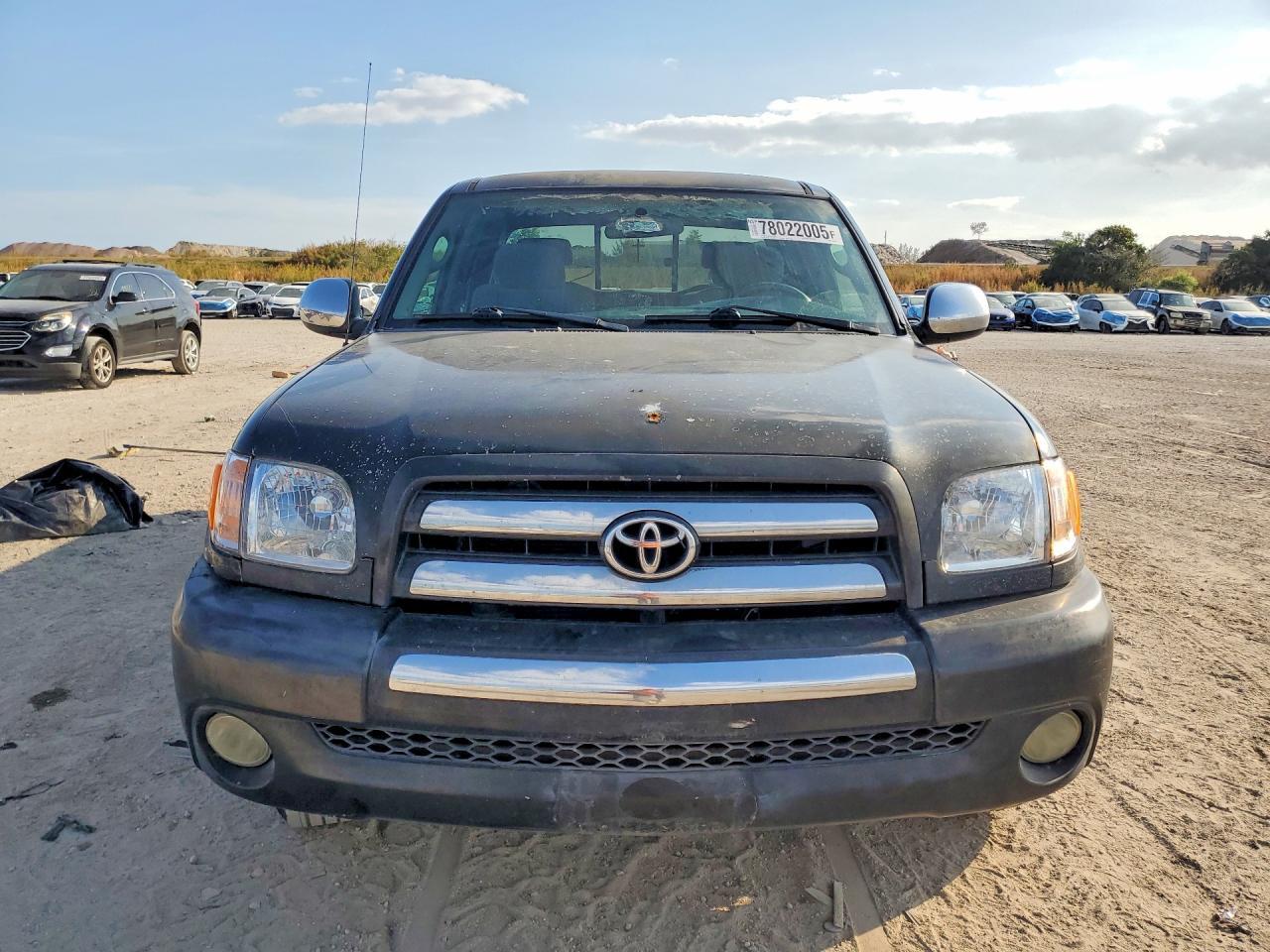 2004 TOYOTA TUNDRA