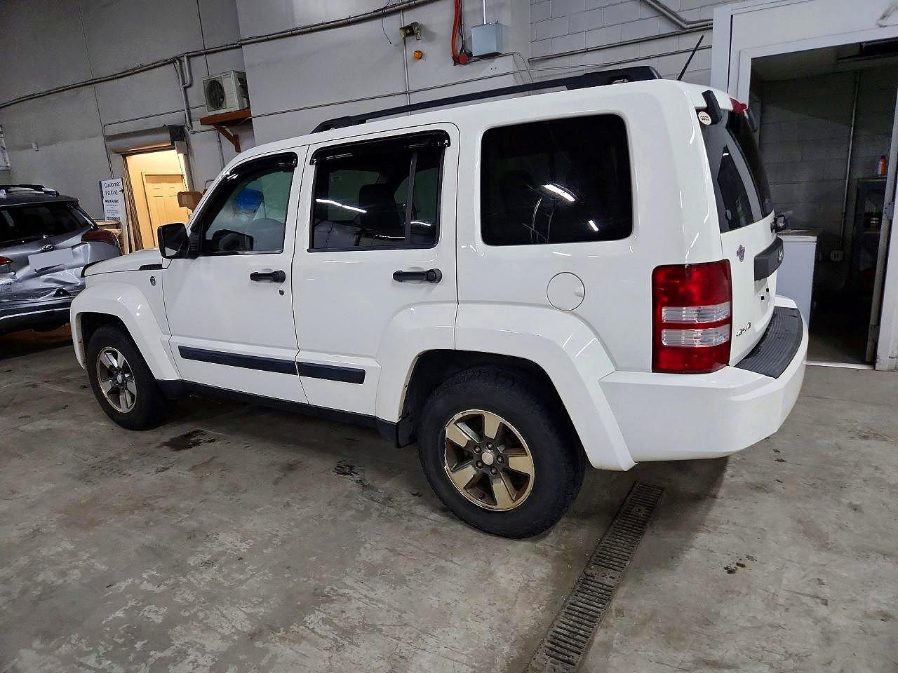 2008 JEEP Liberty