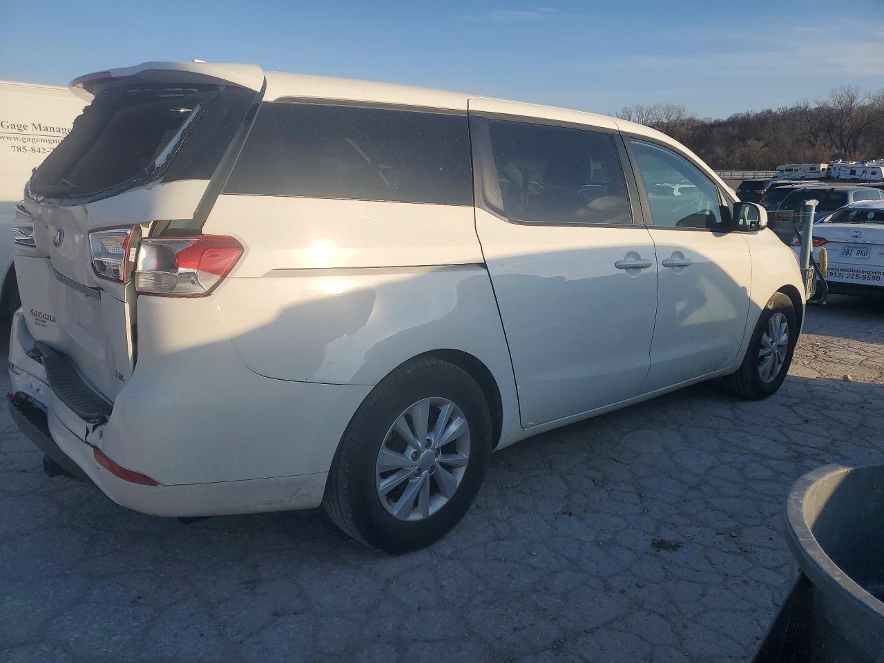 2017 KIA SEDONA
