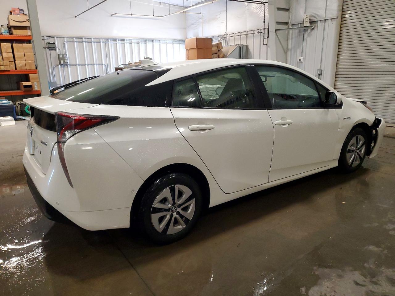 2018 TOYOTA PRIUS