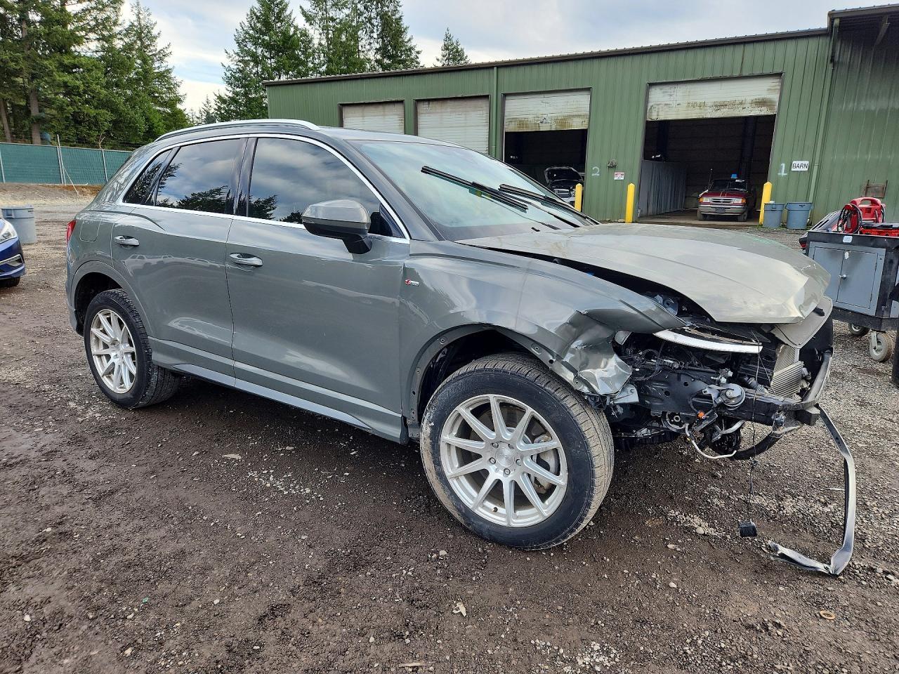 2022 AUDI Q3
