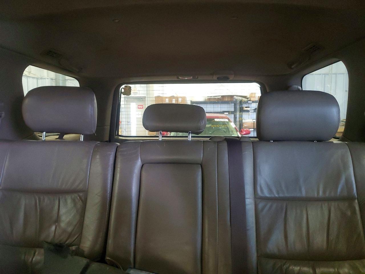 2003 TOYOTA Sequoia