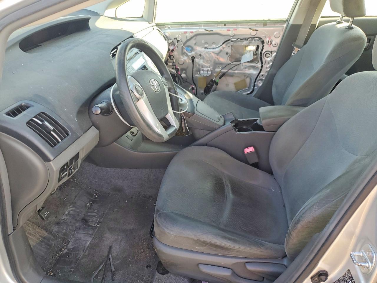 2010 TOYOTA PRIUS