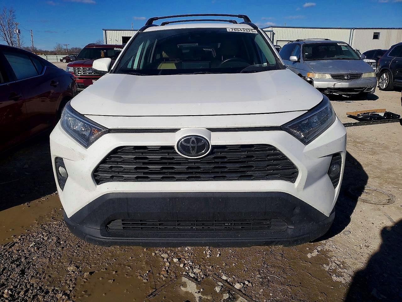 2019 TOYOTA RAV4