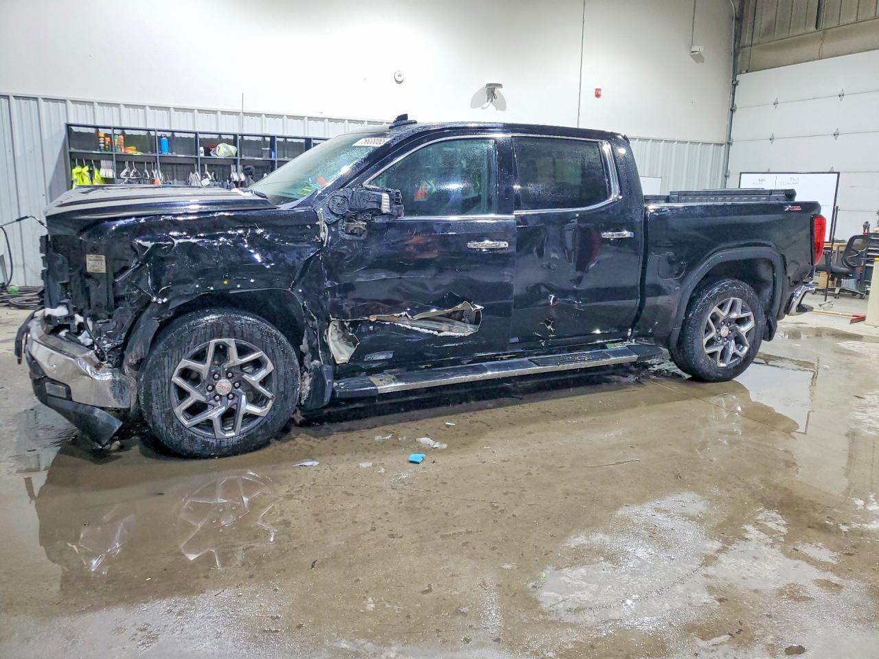 2024 GMC Sierra