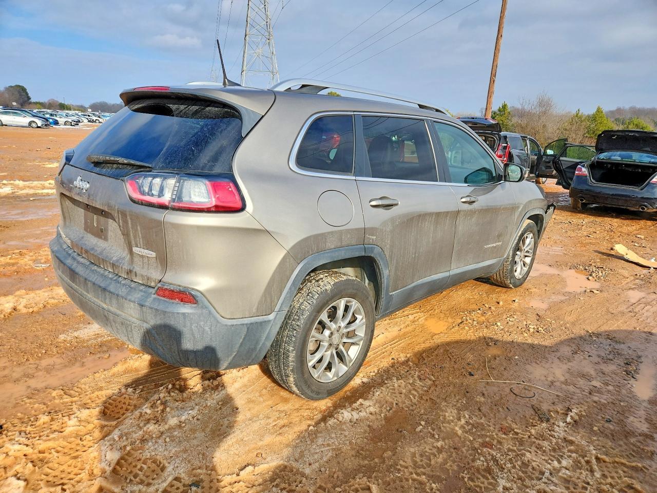 2019 JEEP CHEROKEE