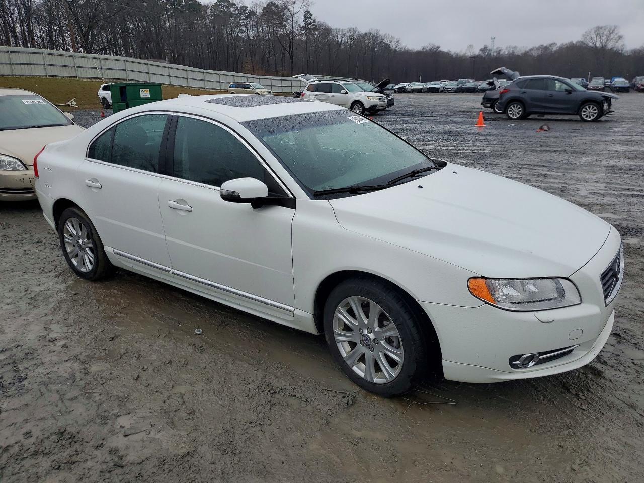 2010 VOLVO S80