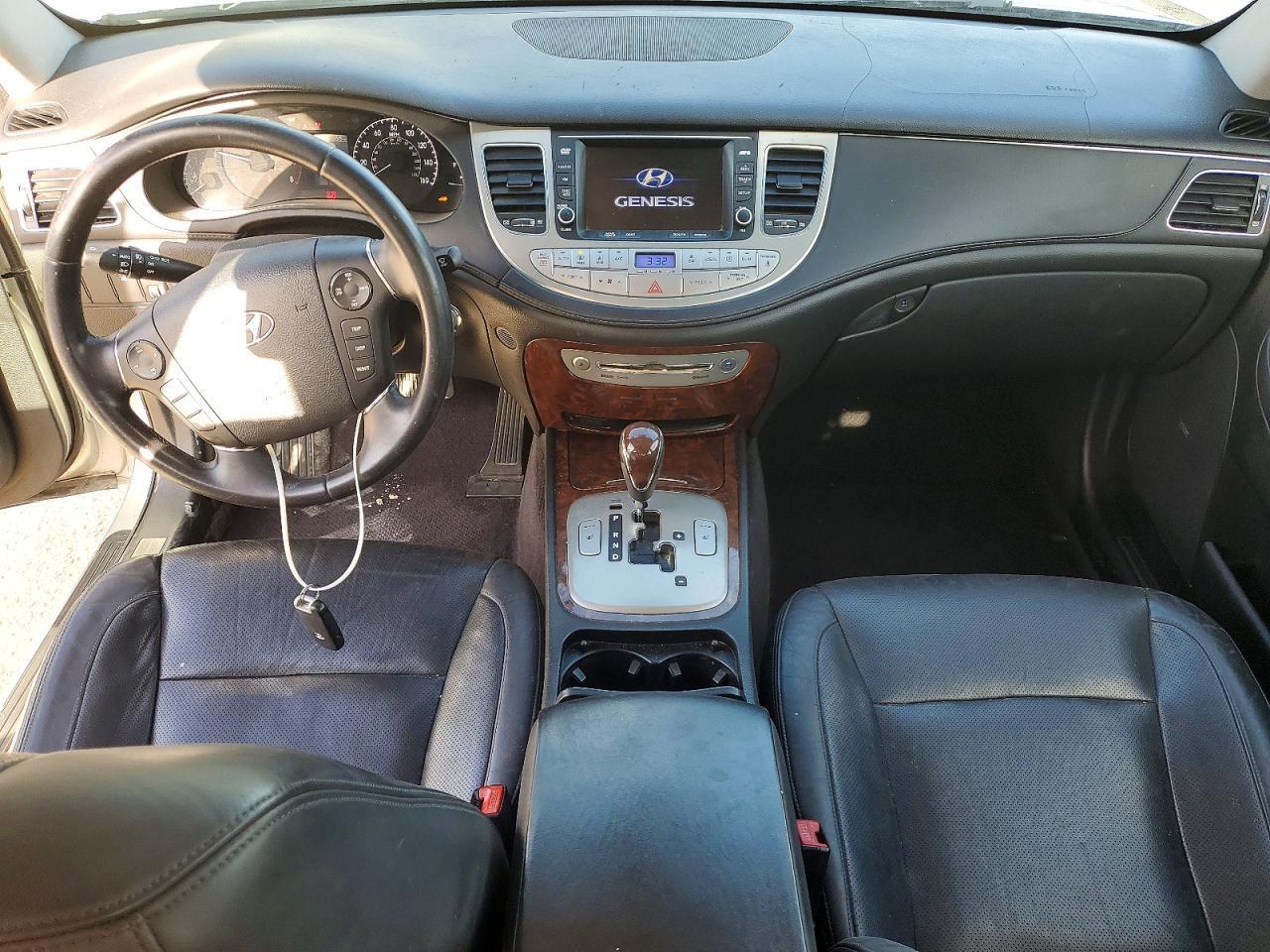 2011 HYUNDAI GENESIS