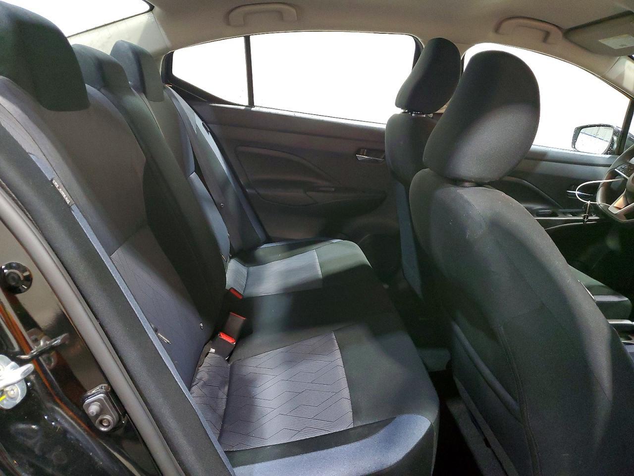 2025 NISSAN VERSA