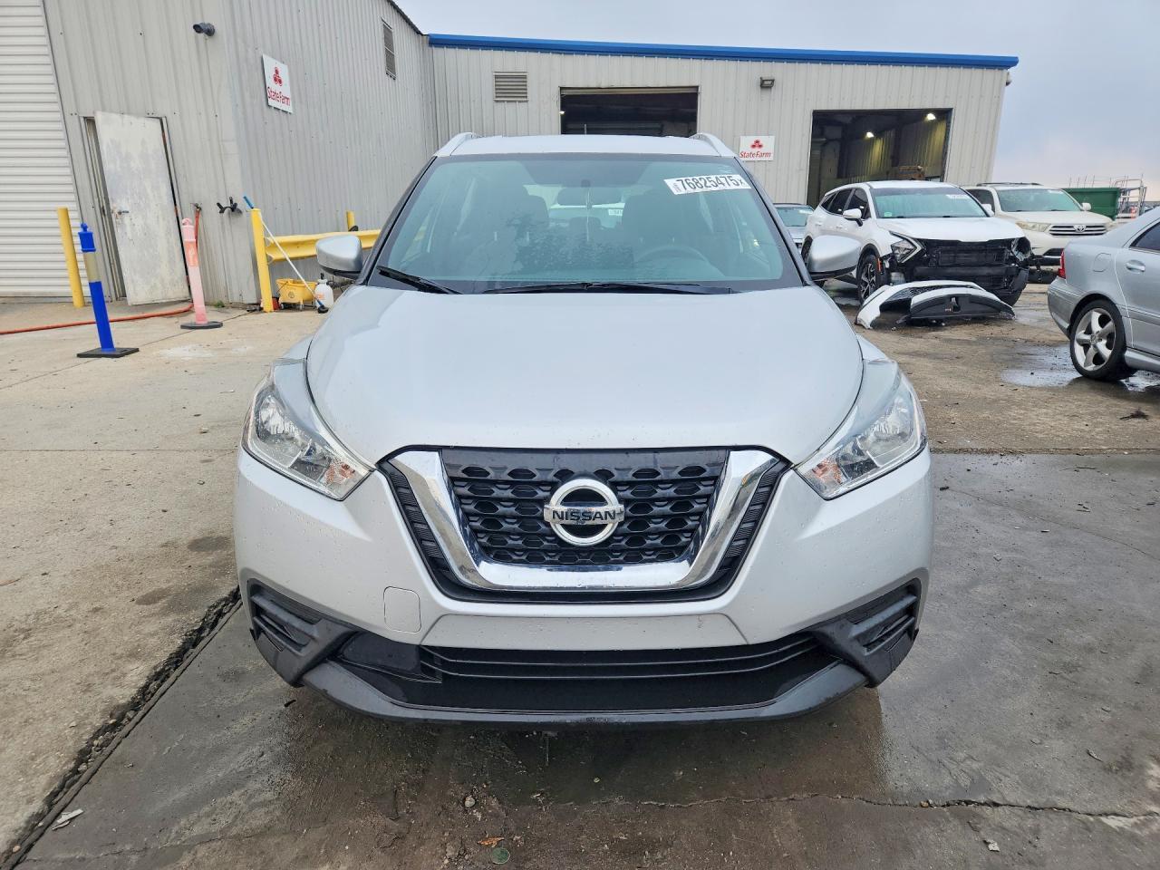 2019 NISSAN KICKS