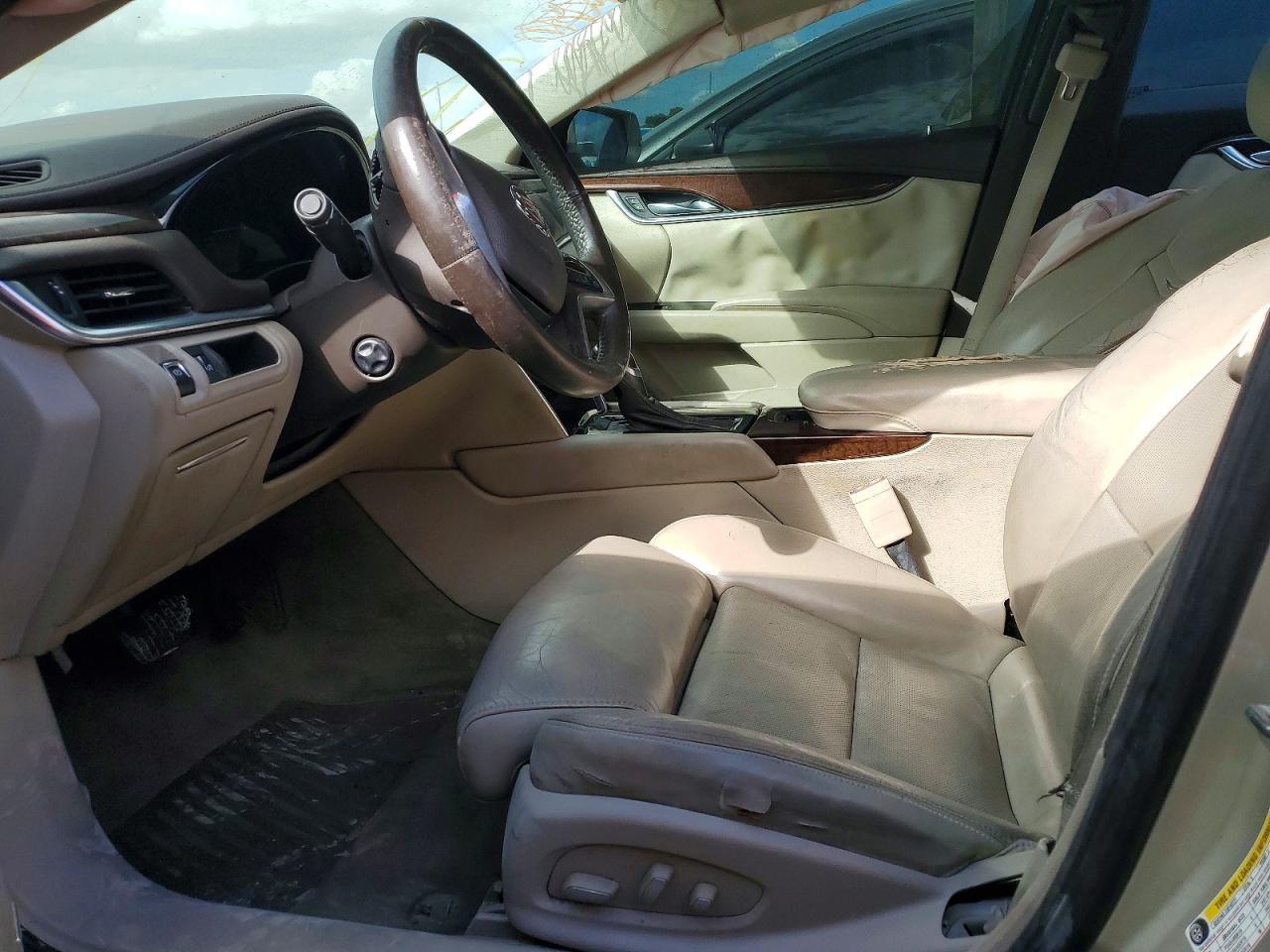 2013 CADILLAC XTS