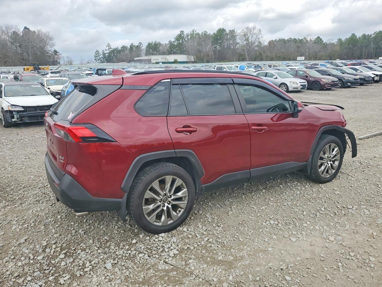 2019 TOYOTA RAV4